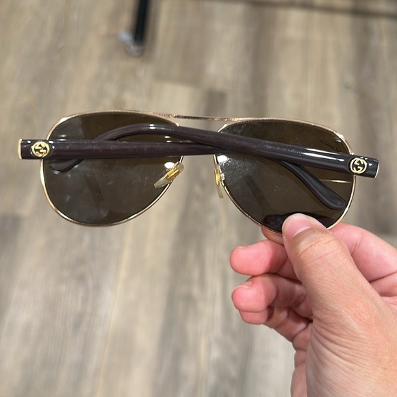 Gucci Interlocking G Logo Aviator Sunglasses - Picture 2 of 3